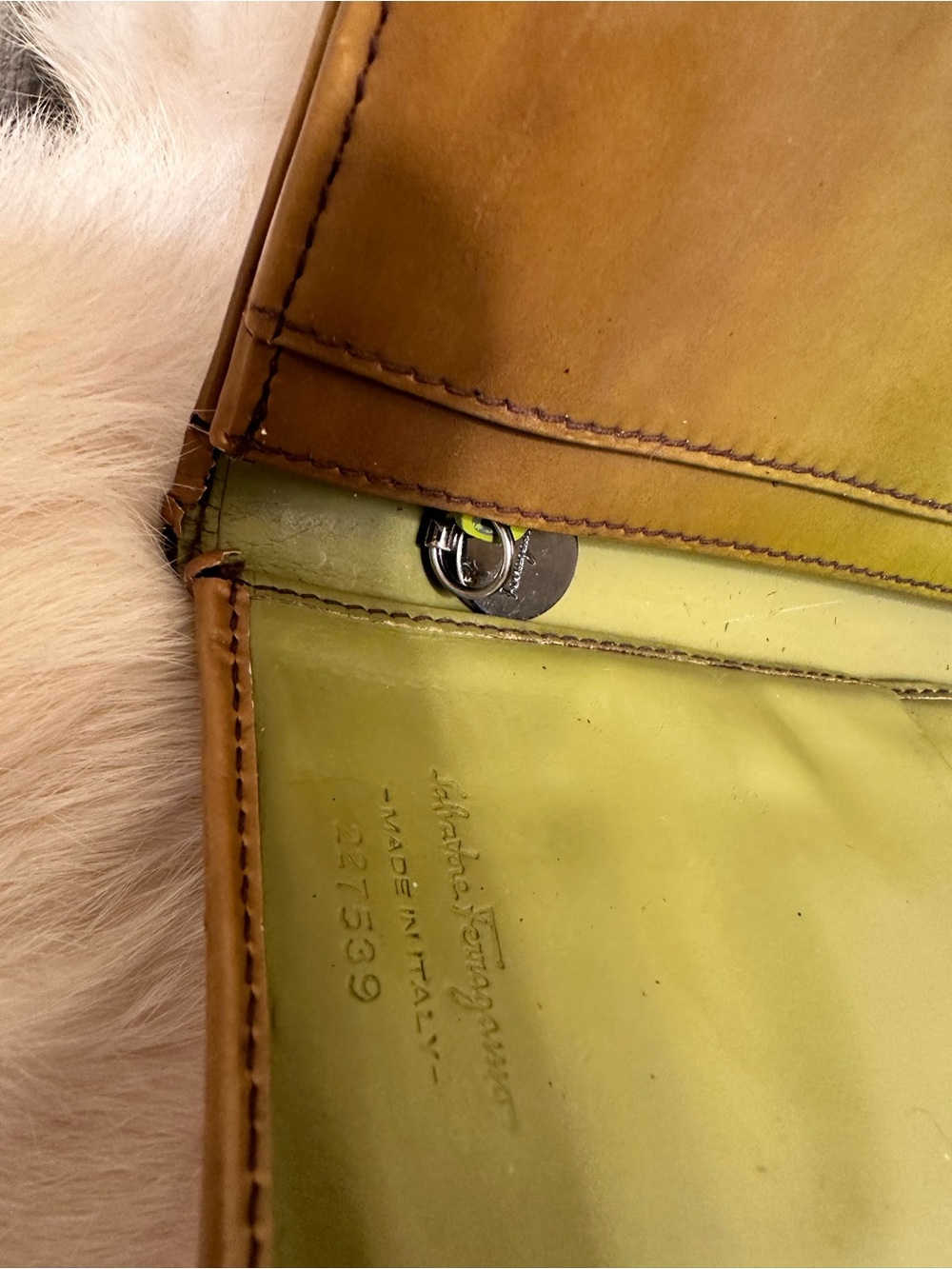 Salvatore Ferragamo Olive Green Patent Wallet- Rehab me! - Picture 5 of 8